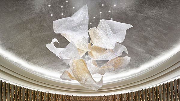 唯意照明：打造酒店大堂裝飾的璀璨明星